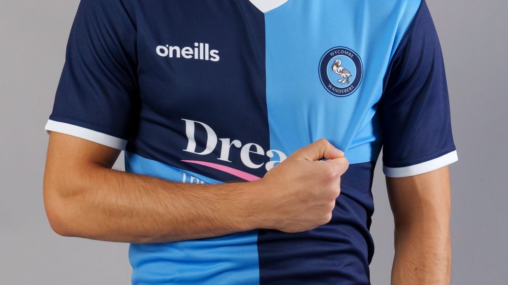 Maillot Domicile Wycombe Wanderers FC – Erreà – Taille S – Neuf Sans étiquette