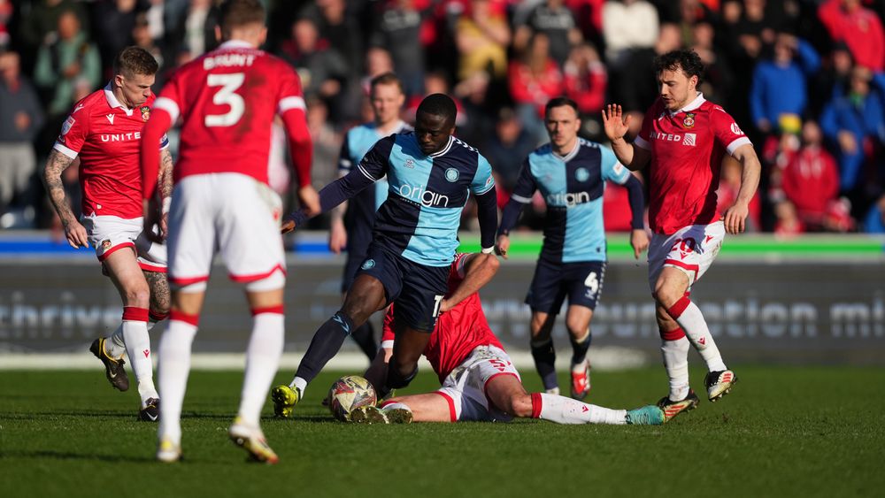 Second Half: Wycombe 0-1 Wrexham - Wycombe Wanderers
